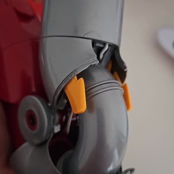 Dyson Koltuk Altı Adaptör Sorunu