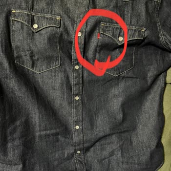 Levi's Ürününün Arkasında Durmuyor