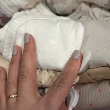 Ebebek Baby Me Leke Çıkarıcı Kıyafetleri Soldurdu