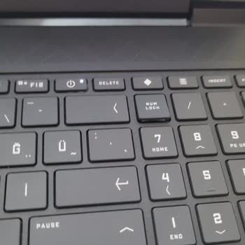 HP Victus 16 Laptop Tuş Çıkması