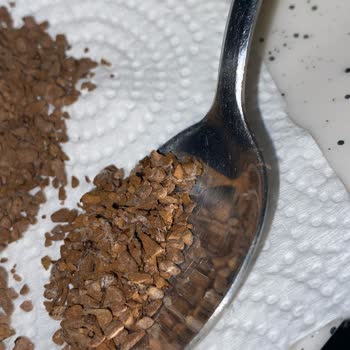 Nescafe Blend Tüketim Tarihi Geçmeden Bozulmuş