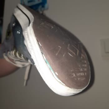 Fashfed'in Sattığı Ayıplı Converse