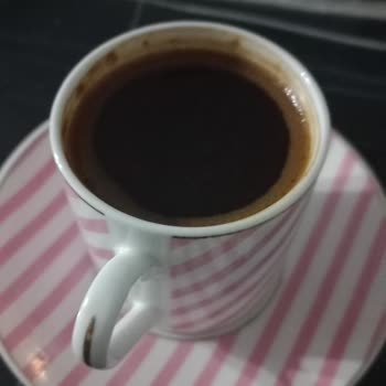 Arzum Makine Kahveyi Kaynatıyor