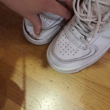 Nike Marka Spor Ayakkabı (shadow) Açılma Yapıyor.
