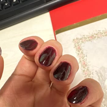 Gratis Beauty Cennet Hürriyet Caddesi Protez Tırnak Şikayet