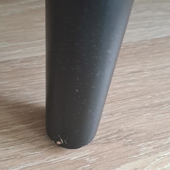 Giresun Kelebek Mobilya, Kanepe Kırığı, Berjer Ayağında Boya Hatası
