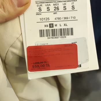 Pull & Bear Mağazasında Etiket -kasa Fiyatı Farklı
