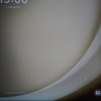 Samsung Galaxy TAB A9+ Ekranda Beyaz Nokta Var.