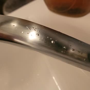 Por Çöz Extra Güçlü Pas Ve Kireç Çözücü Zararlı