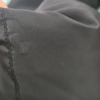 Kayra Giyim Kaz Tüyü Mont 5 Ay Kullanımda Kumaşı Deforme Oldu