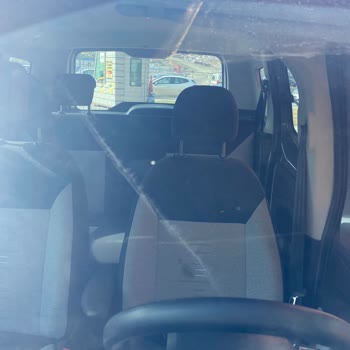 Garenta Haksız Ön Cam Değişim Ücreti Talebi