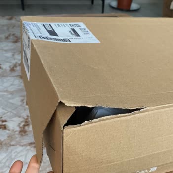Zara İndirim Adı Altında İnsanları Mağdur Ediyor.