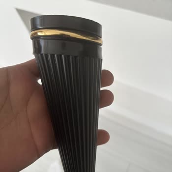 Mondi Ürününün Arkasında Asla Durmuyor Sürekli Oyalıyor