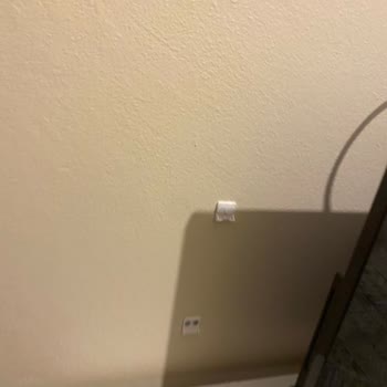 Vivense TV Ünitesi Kalitesizliği