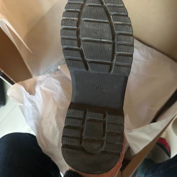 Zara Kullanılmış Ürün Gönderip Hatalarını Telafi Etmemeleri