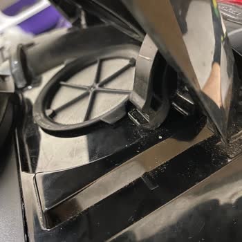 Bosch Serie 8 Elektrikli Süpürge Kapak Kapanmıyor