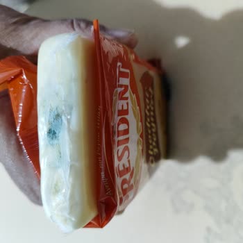 President Peynir President Markalı Cheddar Peyniri Küflü Çıktı