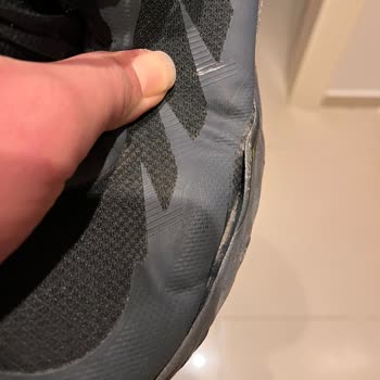 Skechers Kalitesiz Ürün Hayal Kırıklığı Yarattı