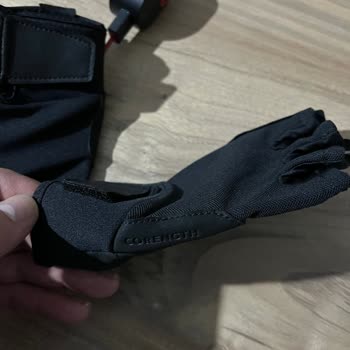 Decathlon Tek Kullanımlık Ürün Satışı Yapıyor