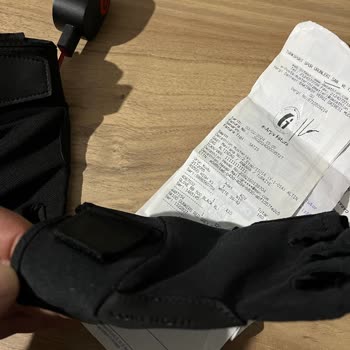 Decathlon Tek Kullanımlık Ürün Satışı Yapıyor