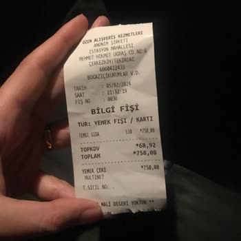 Onur Market Personel Mağazadan Koşmaktan Beter Etti