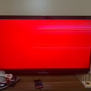 Beko B49L 8900 5A Televizyon Ekranında Çizgilenme Sorunu