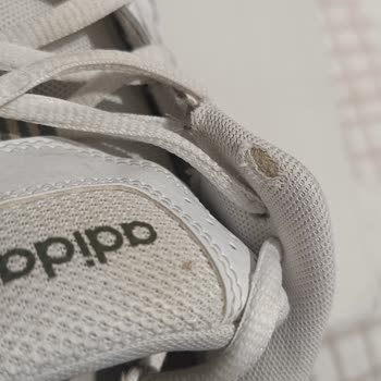 Adidas Ayakkabı Ayıplı Ürünün Arkasında Durmuyor