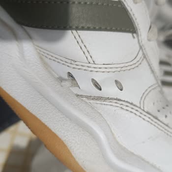Adidas Ayakkabı Ayıplı Ürünün Arkasında Durmuyor