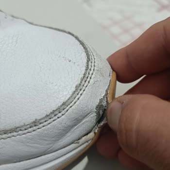 Adidas Ayakkabı Ayıplı Ürünün Arkasında Durmuyor