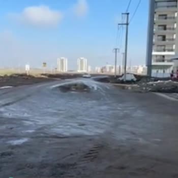Kayapınar Belediyesi Yol Kullanıma Kötü