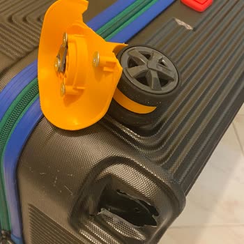 Benetton'a Şikayet Var