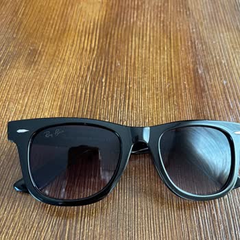 Sevonaccessories (Instagram) Güneş Gözlüğü Görseldekinden Başka Geldi