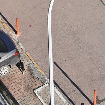 Pendik Belediyesi Güzelyalı Mahallesi'nde Park Sorunu Ve Duba Şikayeti