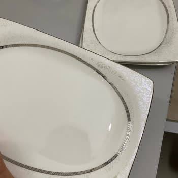 Korkmaz Mutfak Eşyaları Yemek Takımının Silinen Kenarları