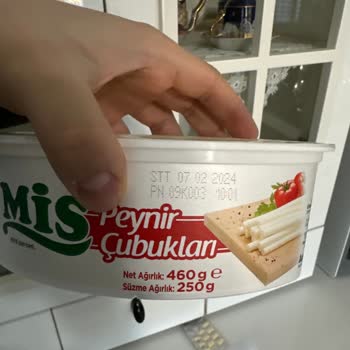 Mis Peynir Çubukları Küflü Çıktı