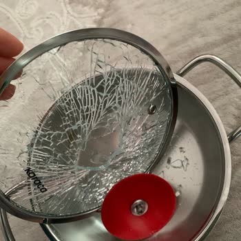 Karaca Marka Tencere Cam Kapak Patlaması