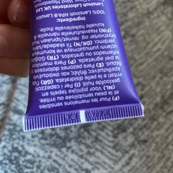 Lansinoh Son Kullanma Tarihi Yazmıyor