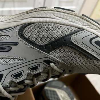 In Street Mağazasından Aldığım Skechers Ayakkabının Yırtılması