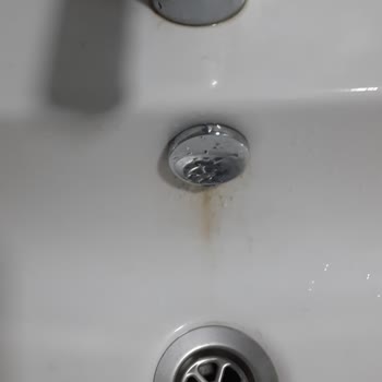 Koçtaş 3 Ayda Küflenme Yapan Lavabo Seti Hayal Kırıklığı