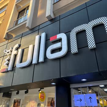 Fullamoda Mağazada Saygısız Hizmet Deneyimi