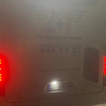 Ben Turizm Aşı Kartlı Ve Kafesinde Olan Kedimi Kabul Etmek İstemedi