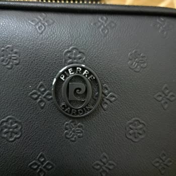 Pierre Cardin Giyim Trendyol Pierre Cardin'den Aldığım Çantamın Arması Soyuldu
