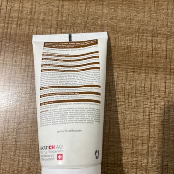 Solante Kaliteli Güneş Kreminde Beklenmedik Koku Sorunu