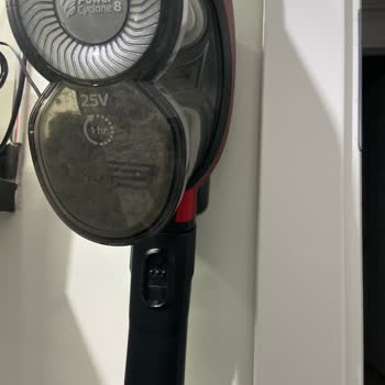 Philips Dik Süpürge Düğmesi Aniden Kırıldı