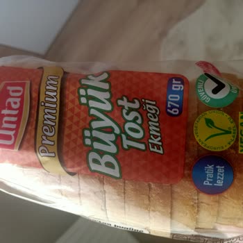 Trendyol Hızlı Market Untad Tost Ekmeği İçerisinden Çıkan Yabancı Madde