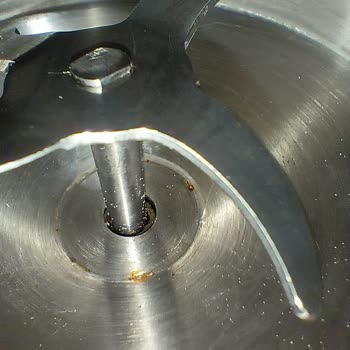 Arzum Ar1142 Eriyen Ve Paslanan Blender