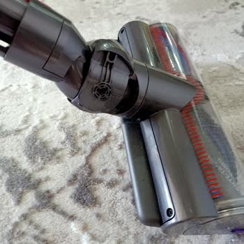 Dyson V15 Tekerlek Sorunu