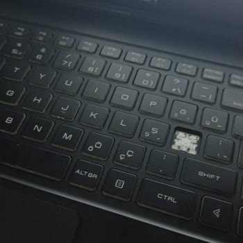 Monster Abra A5 V15.2 Laptopumun Tuşu Kayboldu