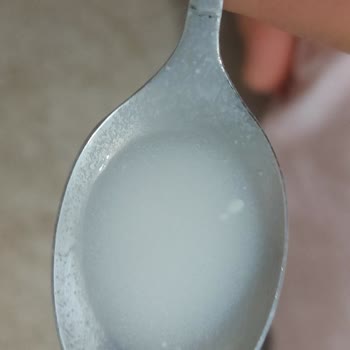 Bebelac Mama İçinde Toz Var Ve Mama Erimiyor