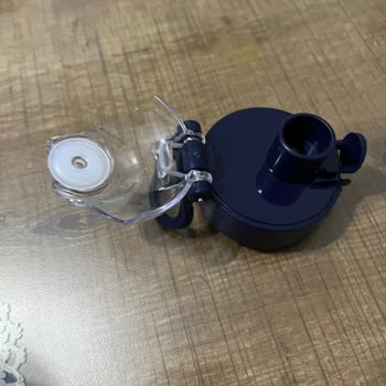 LC Waikiki Suluk Kapağı Hemen Kırıldı